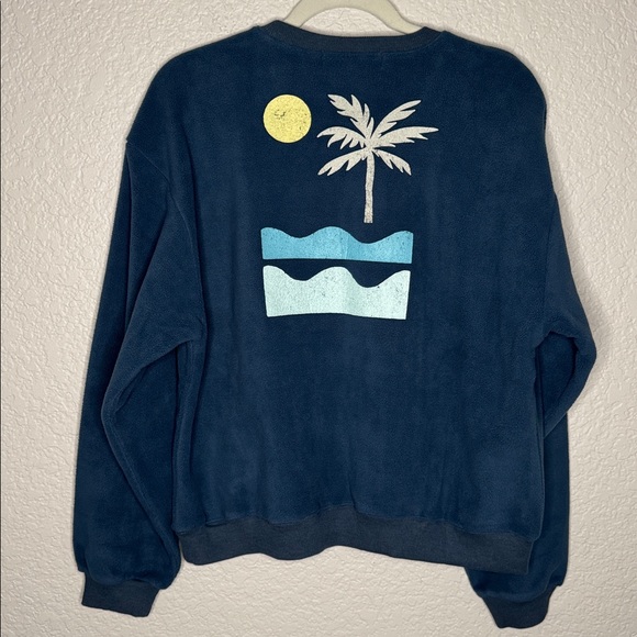 Saltwater LUXE Follow the Sunshine Sweatshirt Sz Med Summer Windy Beach Graphic - Picture 4 of 5